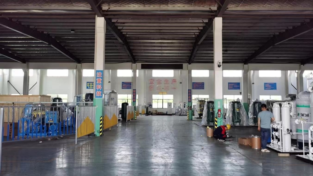 Jiangsu Luoming Purification Technology Co., Ltd. linea di produzione del fabbricante